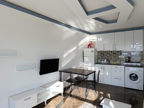 livingroom and kitchen